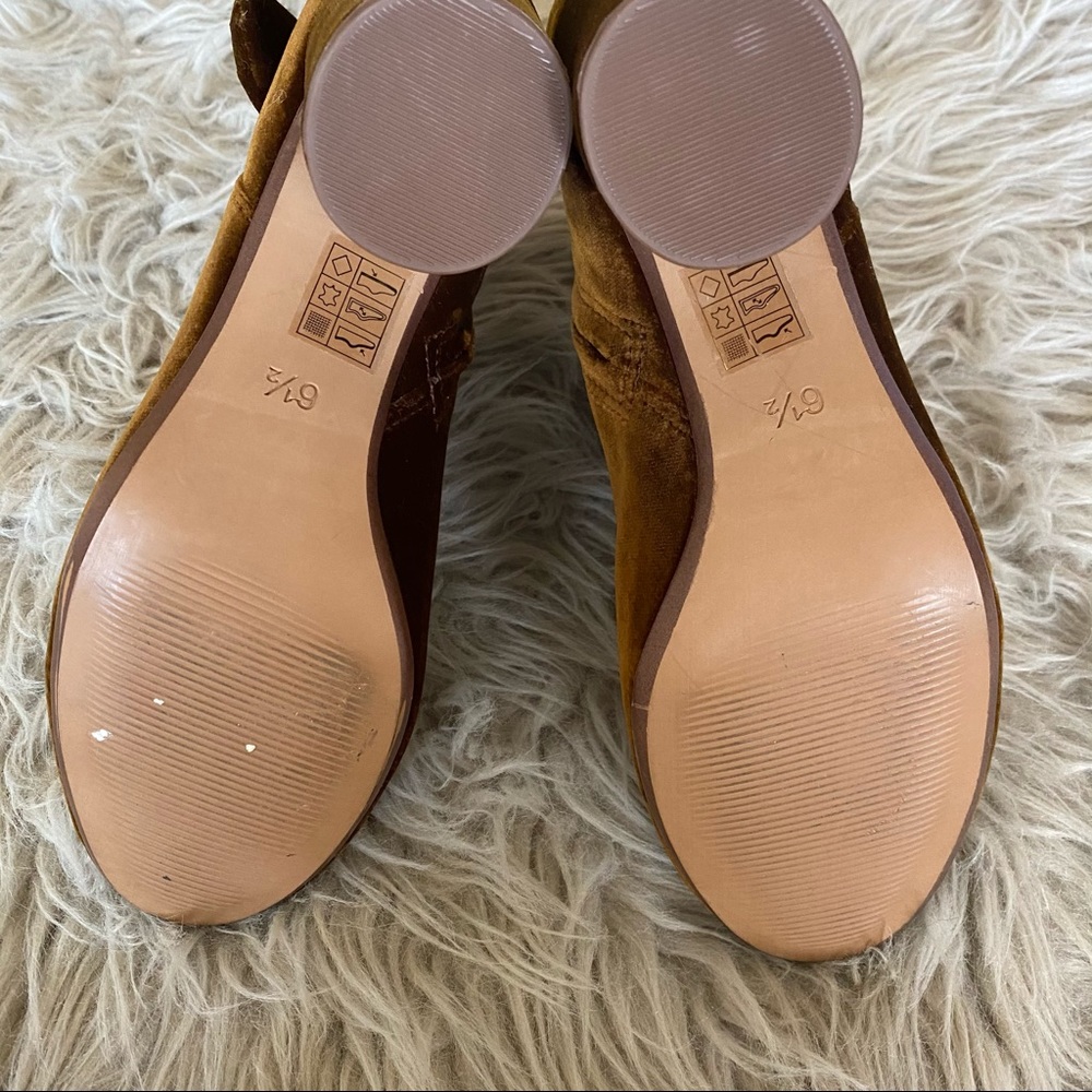 Madewell Esme Bow Velvet Bootie - Picture 7 of 9